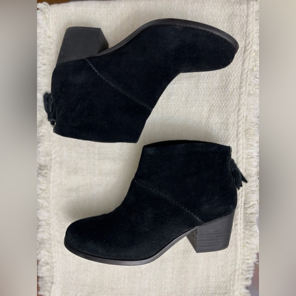 Toms Leila Suede Bootie Size 8.5 Black Preppy Leather Block Heel Hipster Winter - Picture 10 of 11